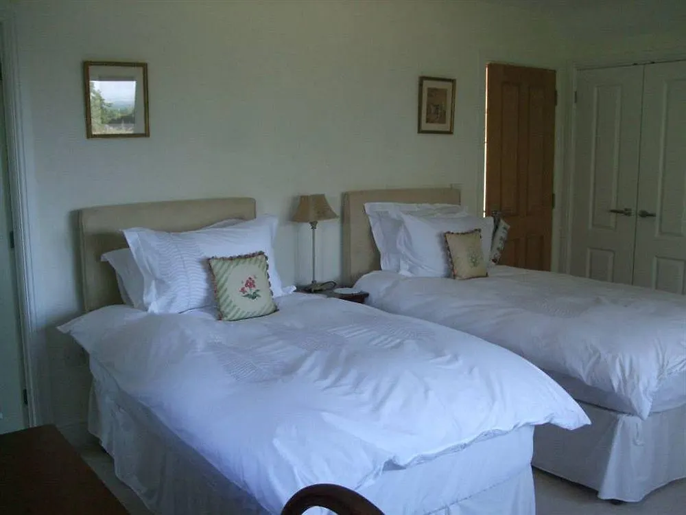 Long Range Hotel Whimple